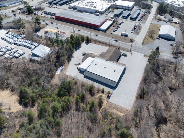 1371 Hooksett Rd.
