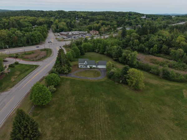 257 Wallace Rd