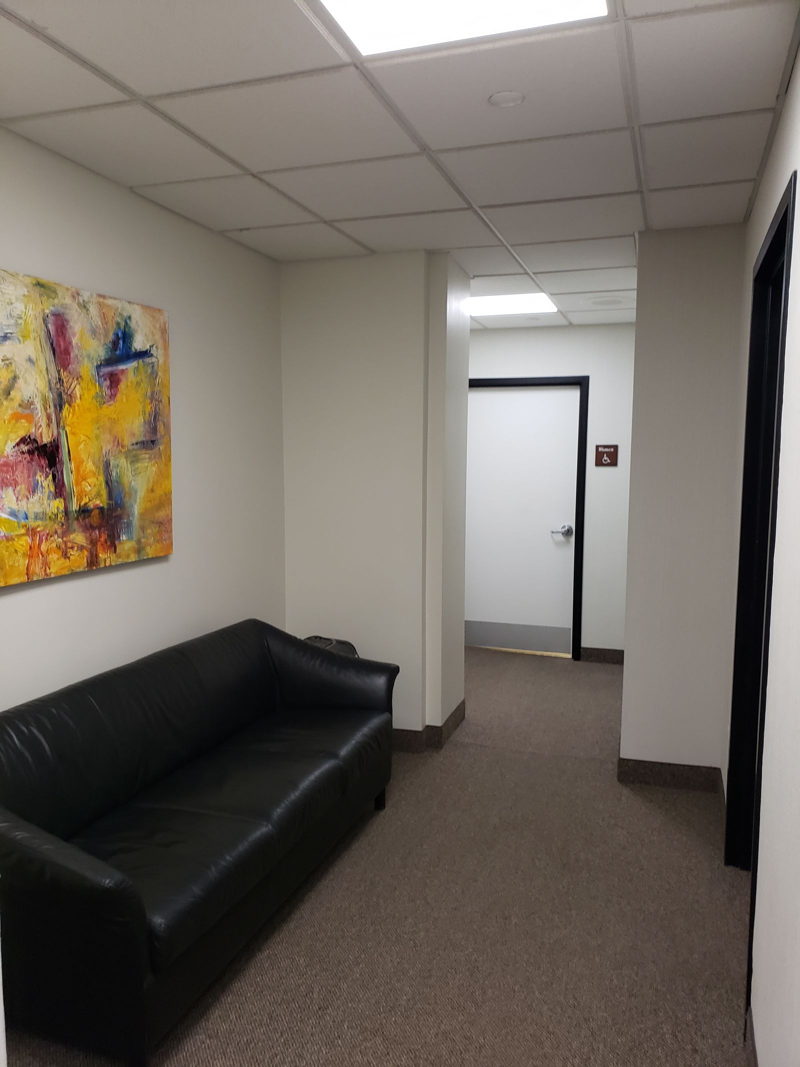 Photo 4 of 7 N Pleasant St, Unit: 200