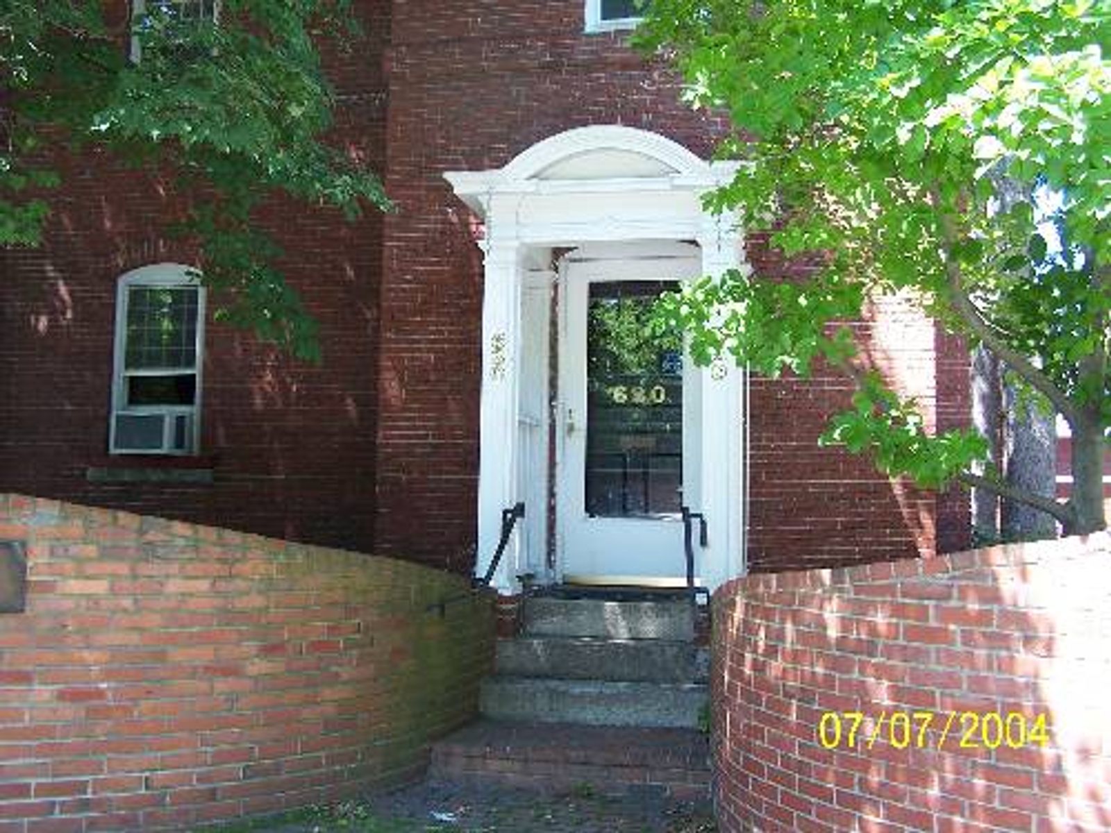Photo 1 of 620 Chestnut St