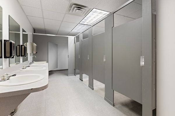 4 Industrial Pkwy