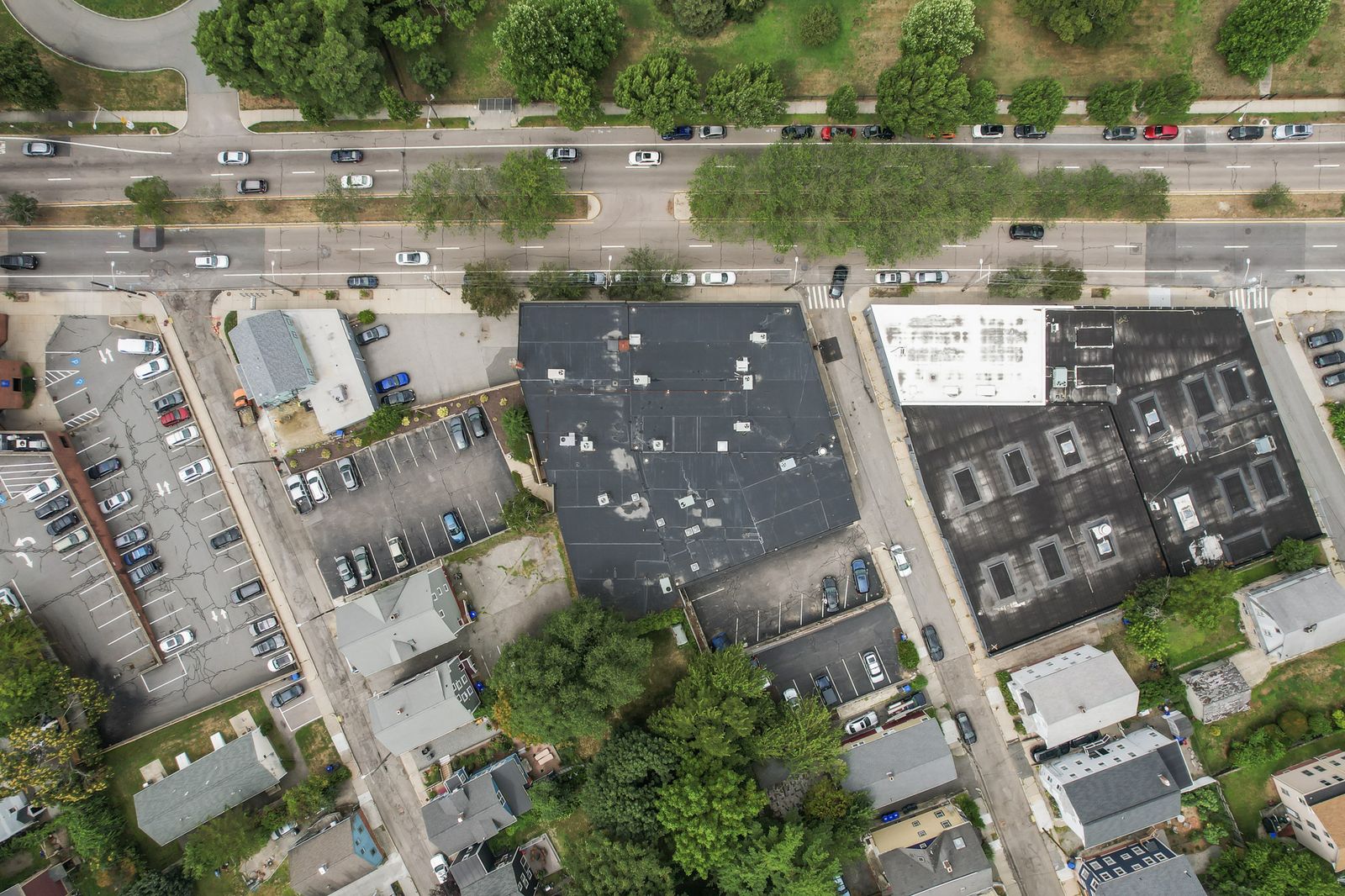 Photo 8 of 845 N Main St