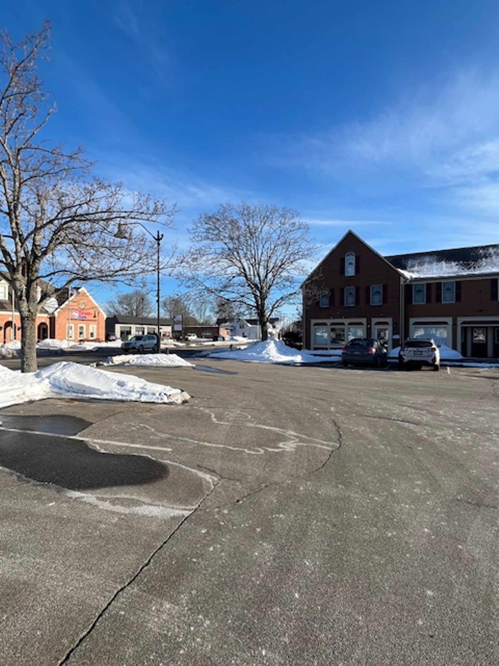 Photo 17 of 481 Main St.