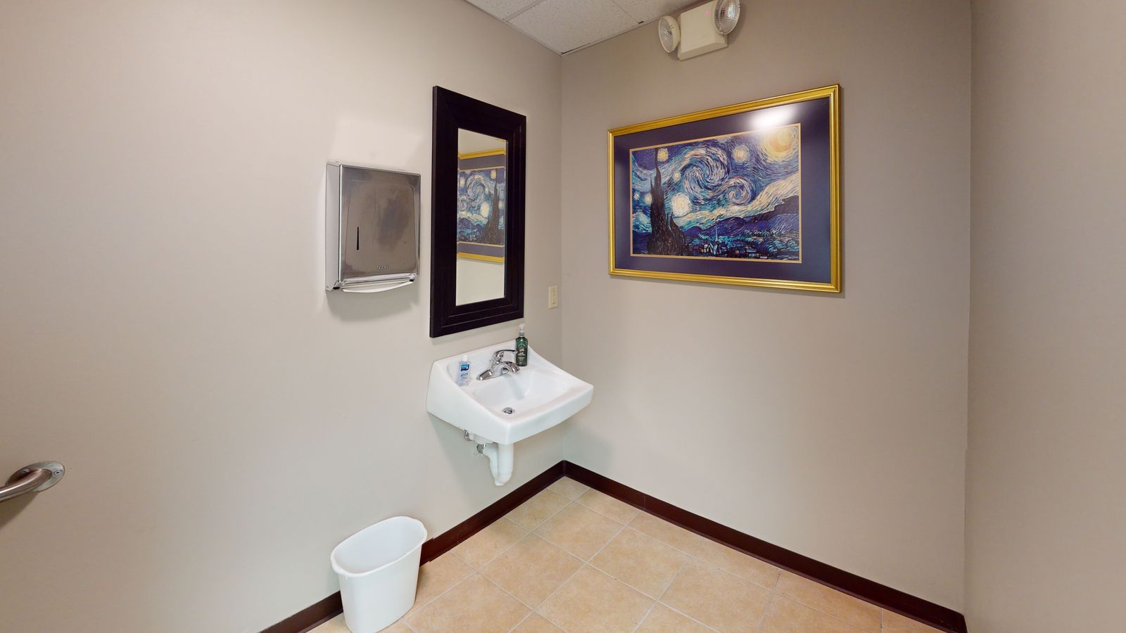 Photo 6 of 601 Riverway Pl