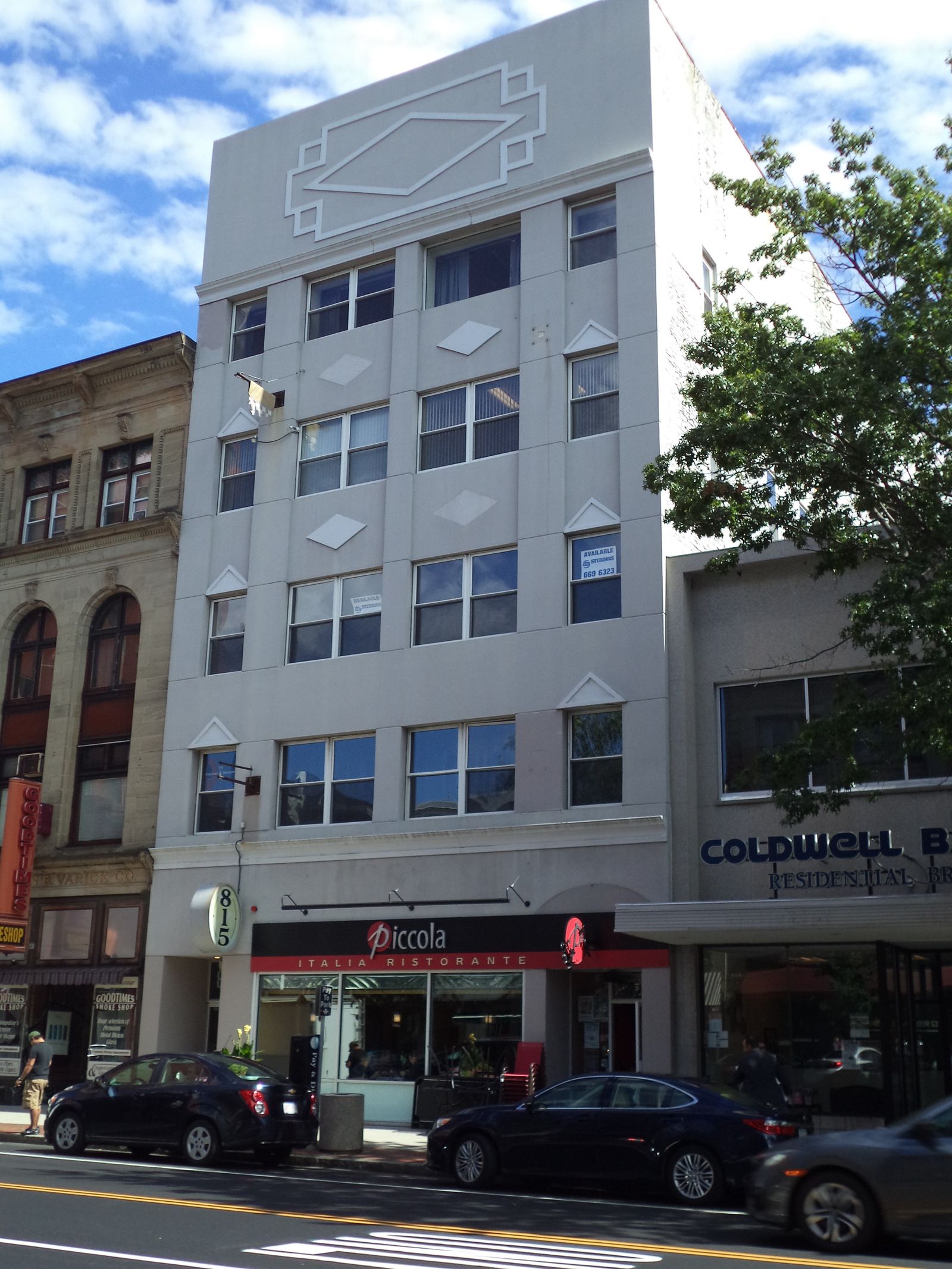 Photo 1 of 815 Elm St
