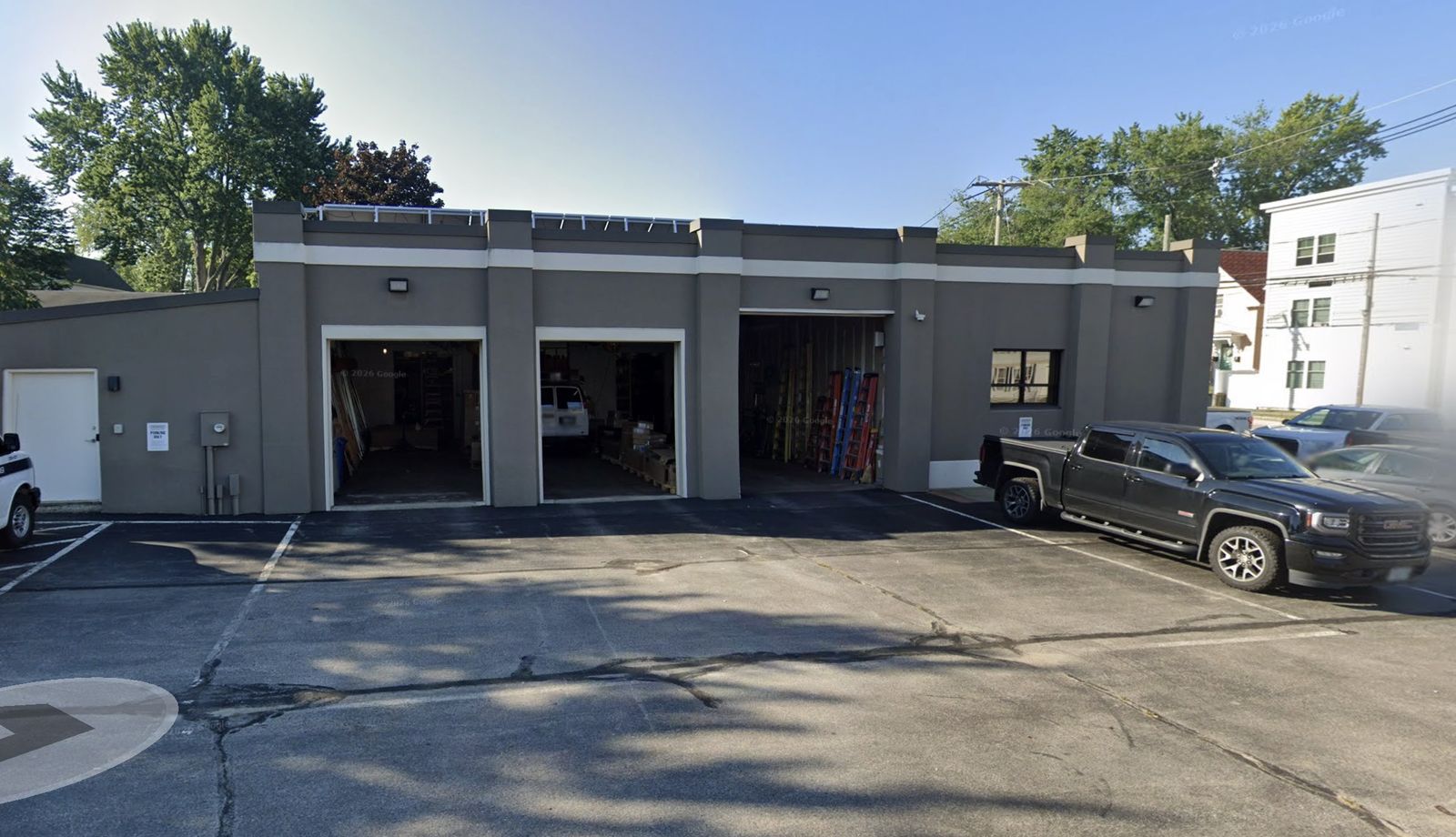 Photo 2 of 711 Valley St.