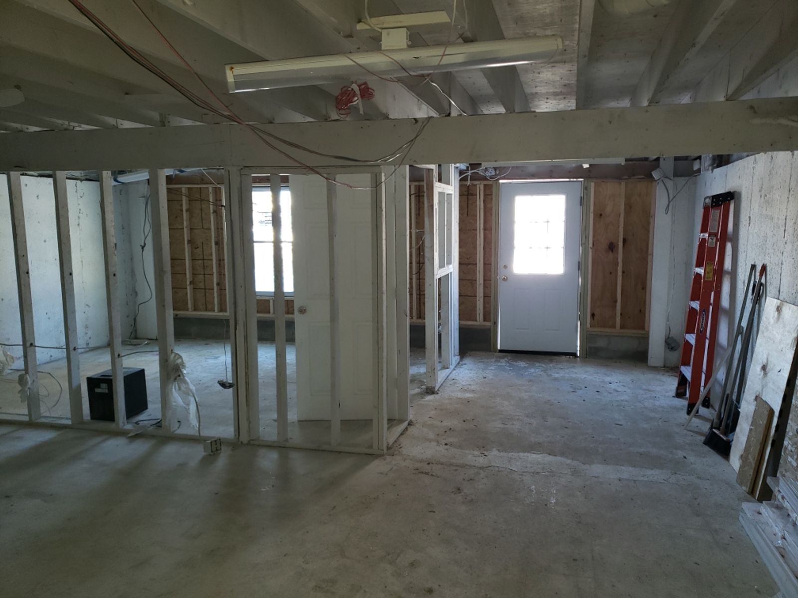Photo 6 of 29 Crystal Ave