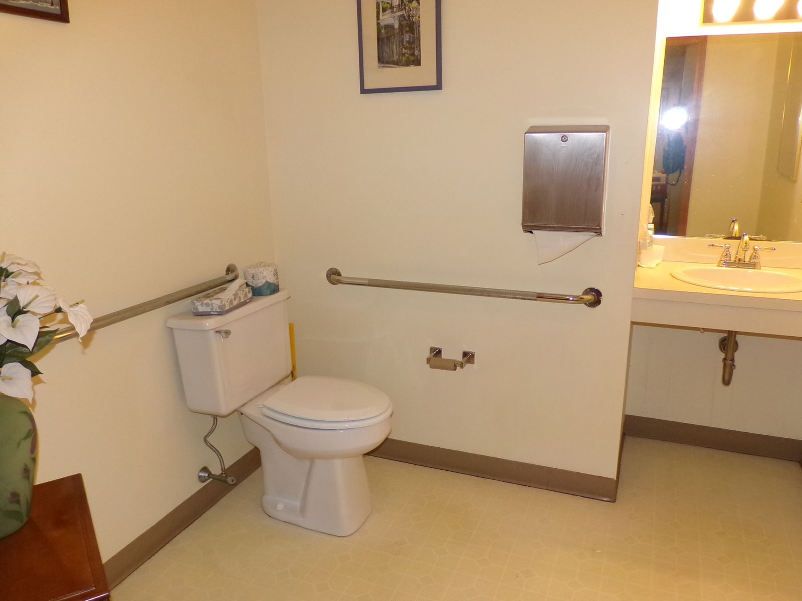 Photo 49 of 401 Gilford Ave, Unit: 122