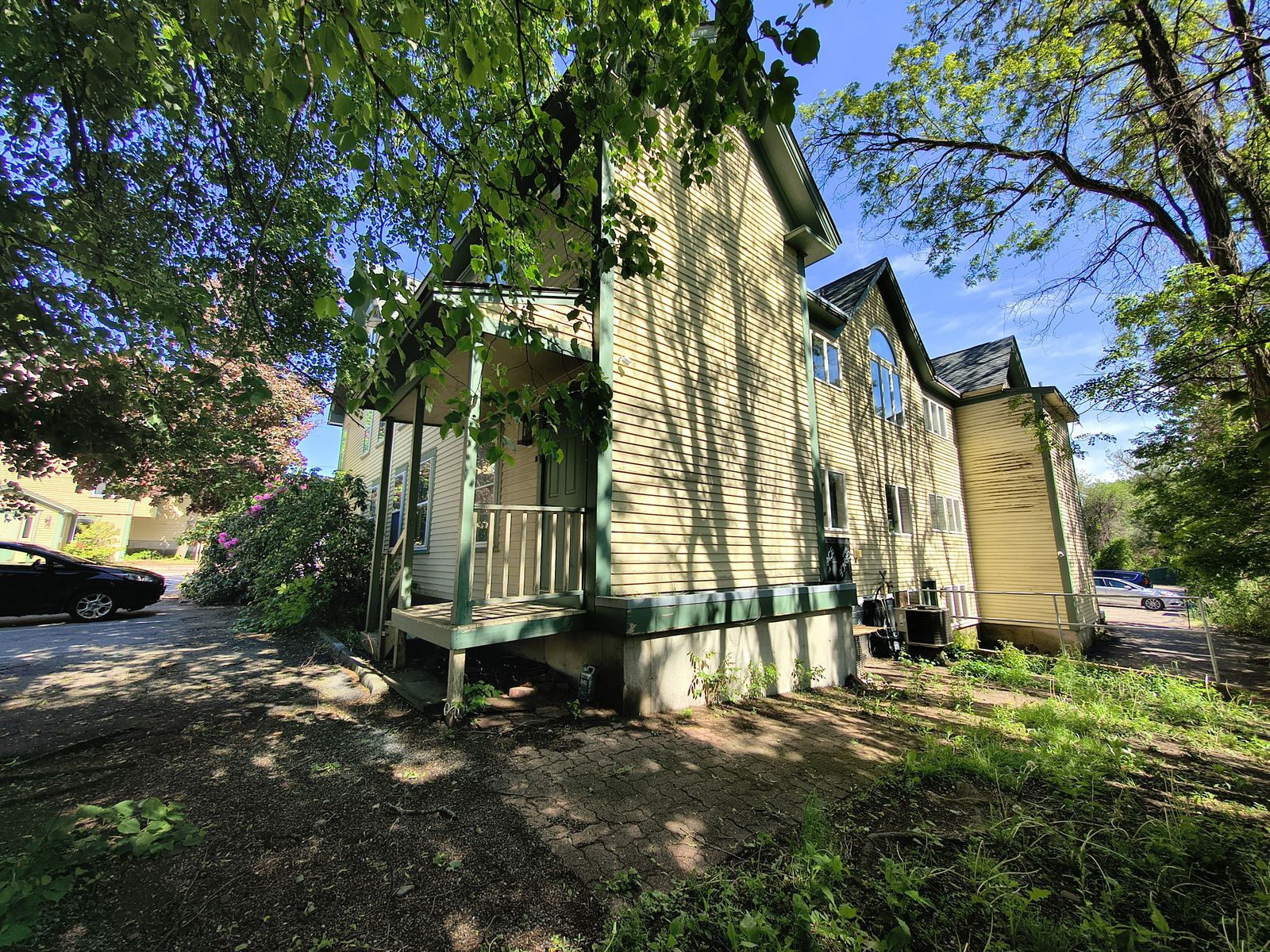 Photo 8 of 376 Union Ave