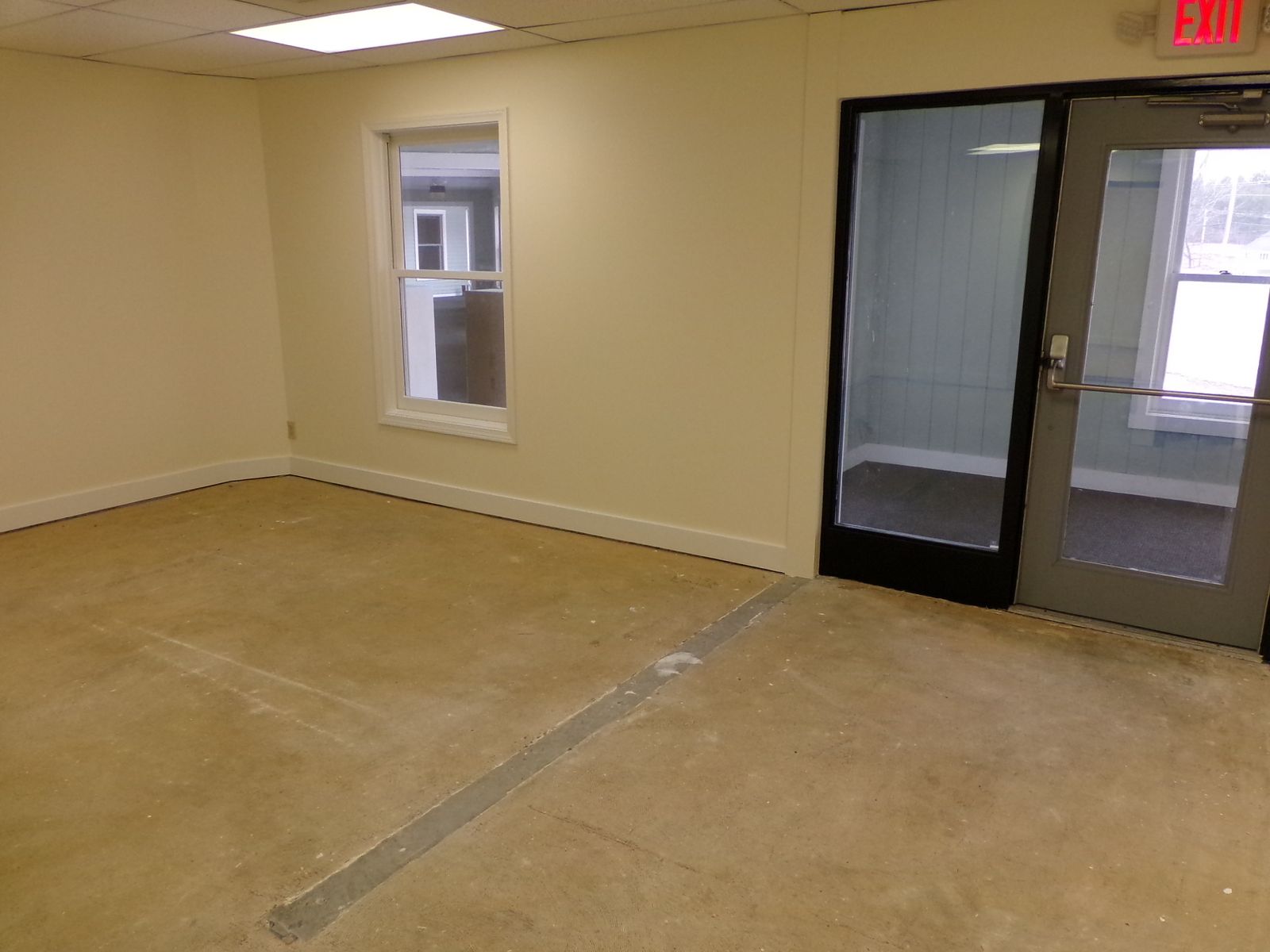 Photo 108 of 401 Gilford Ave, Unit: 122