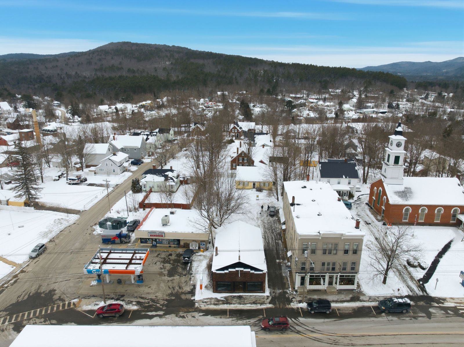 Photo 38 of 47 Main Street