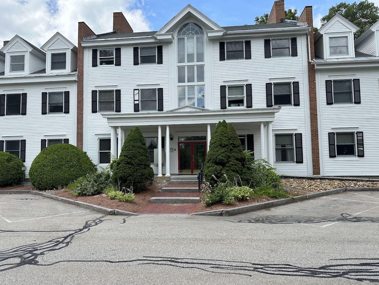 Photo 2 of 501 South Street