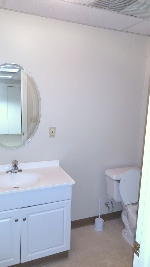 10 Chestnut Dr.