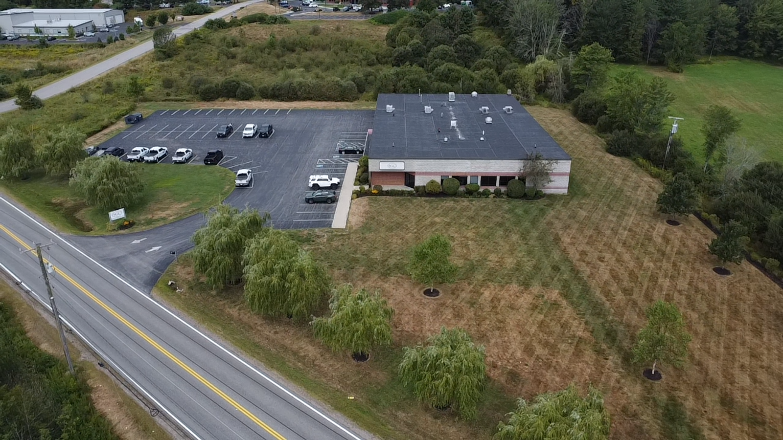 Photo 2 of 501 County Rd