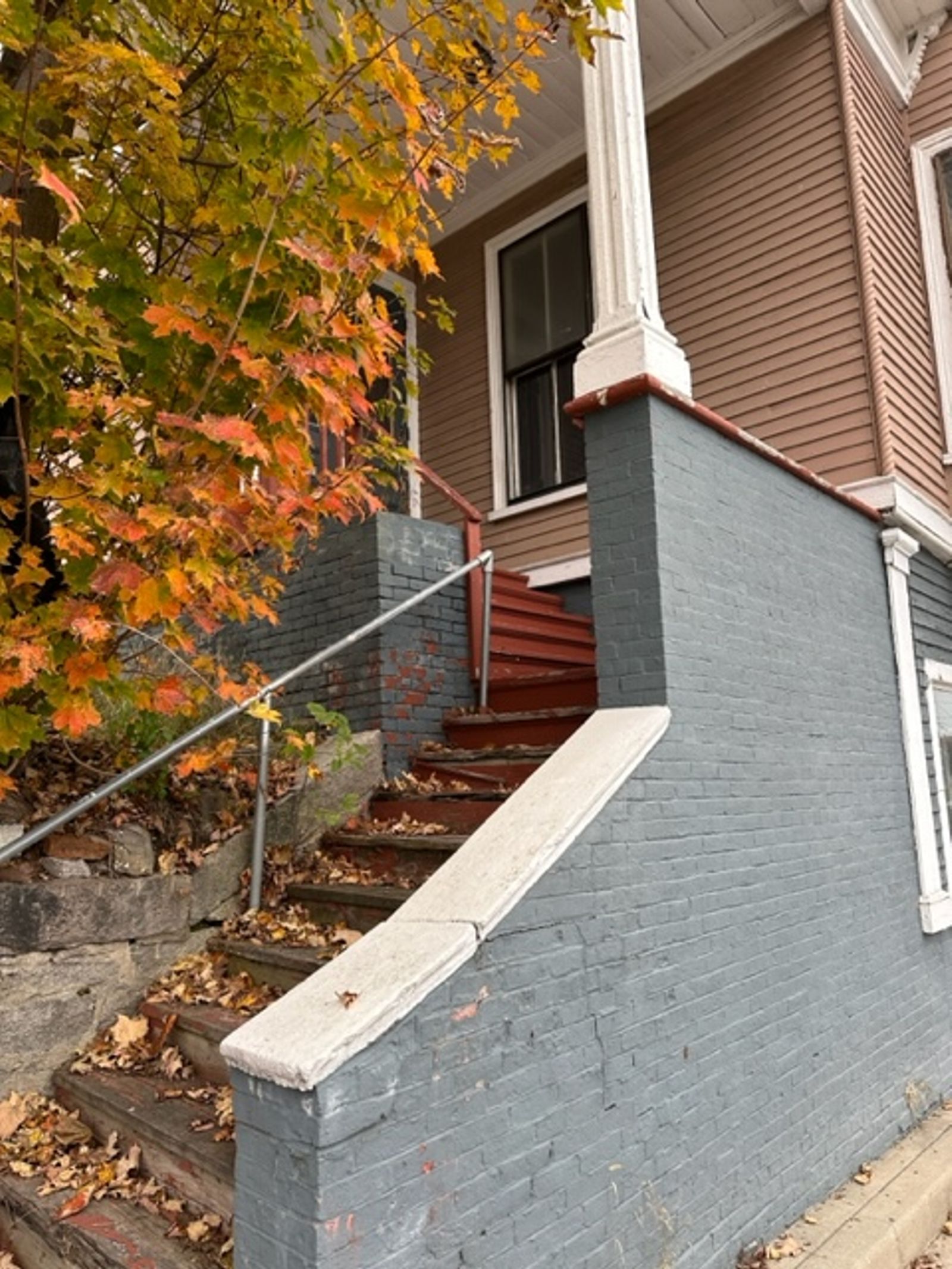 Photo 7 of 25 High St