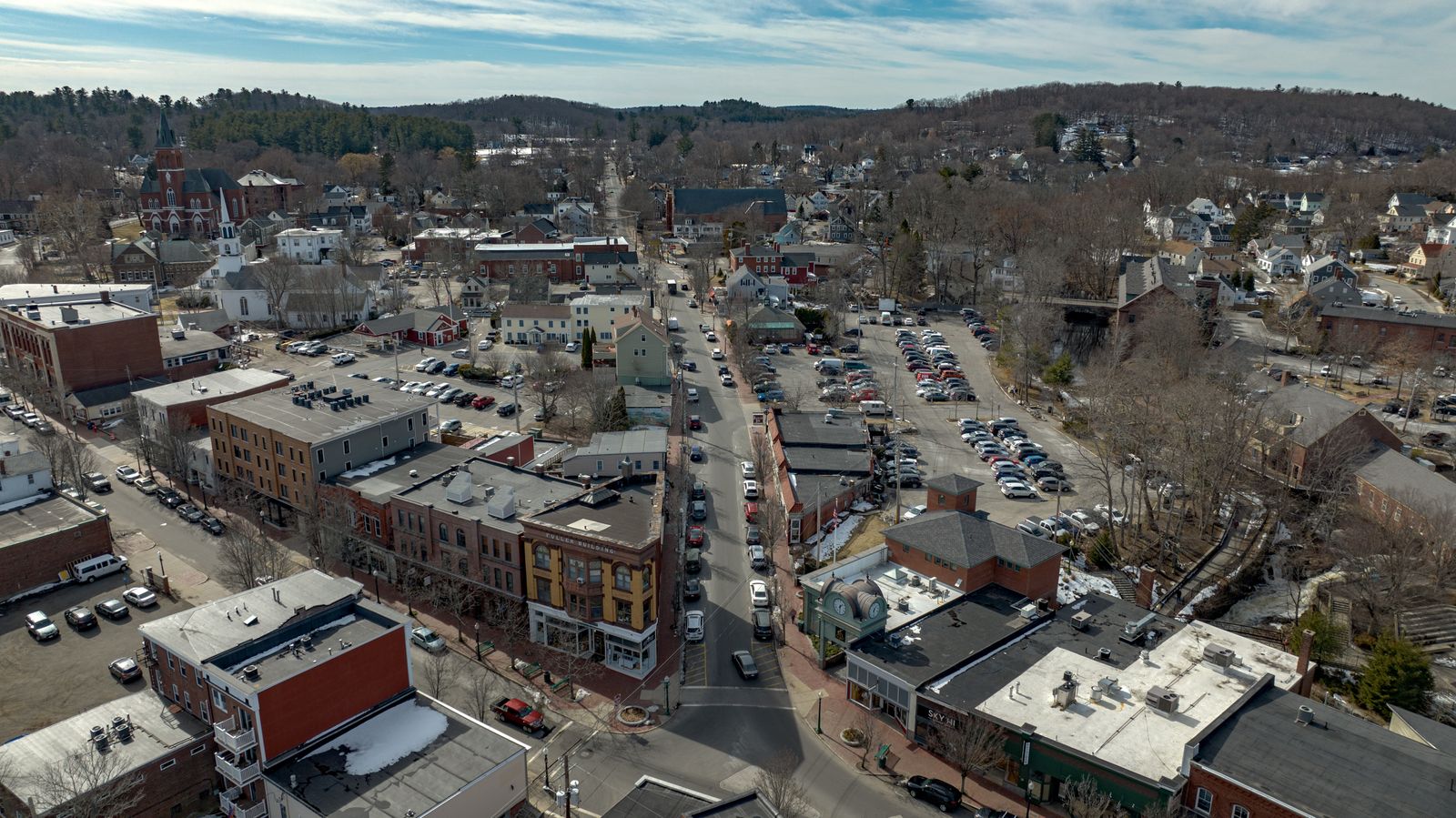 Photo 124 of 45 Main St