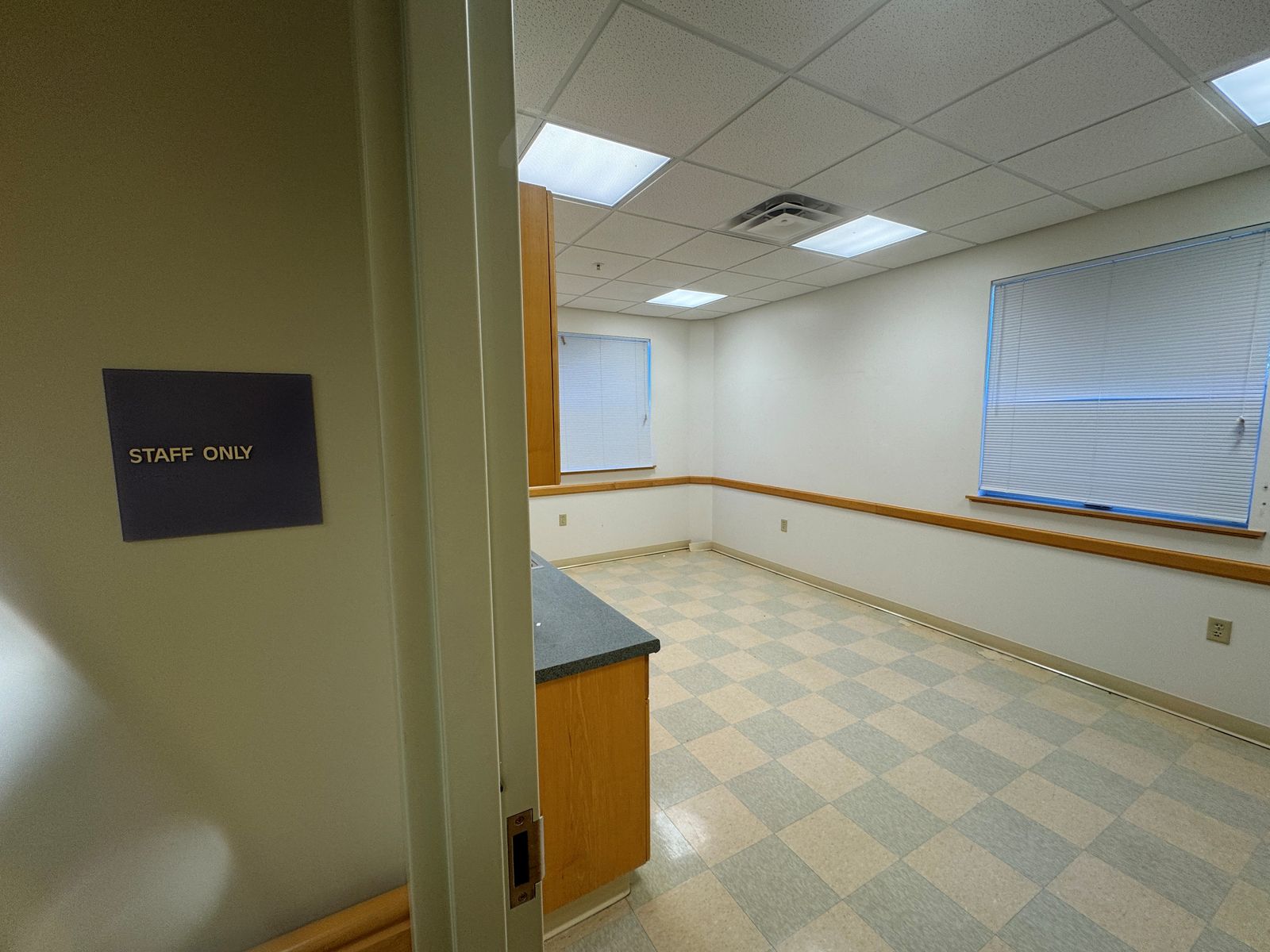 Photo 8 of 4 Shape Dr