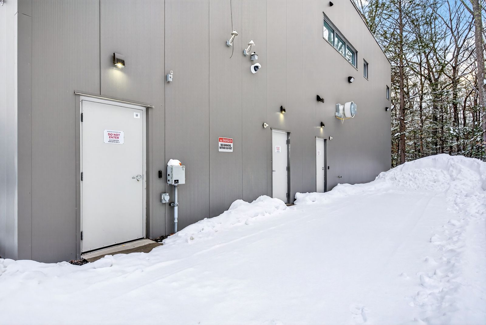 Photo 12 of Industrial Flex Building