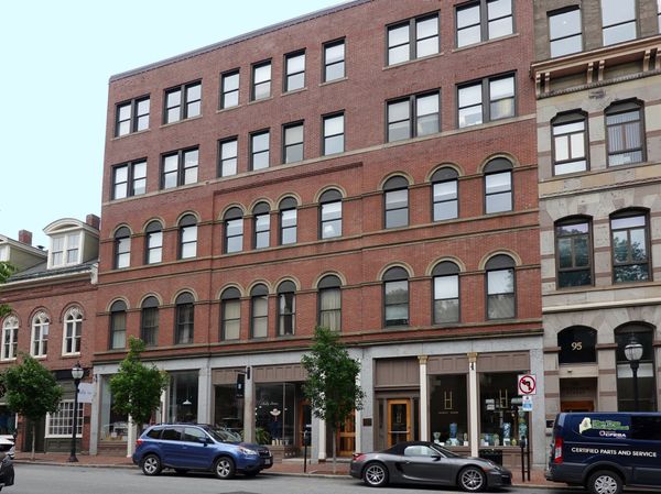 Old Port Office / For Lease