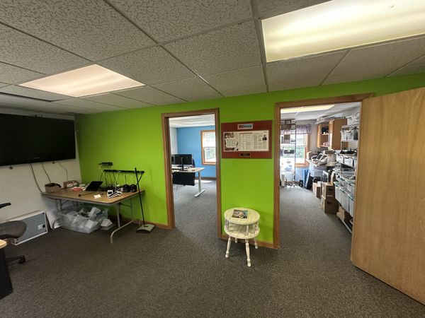 Office Space in Highly Visible Location