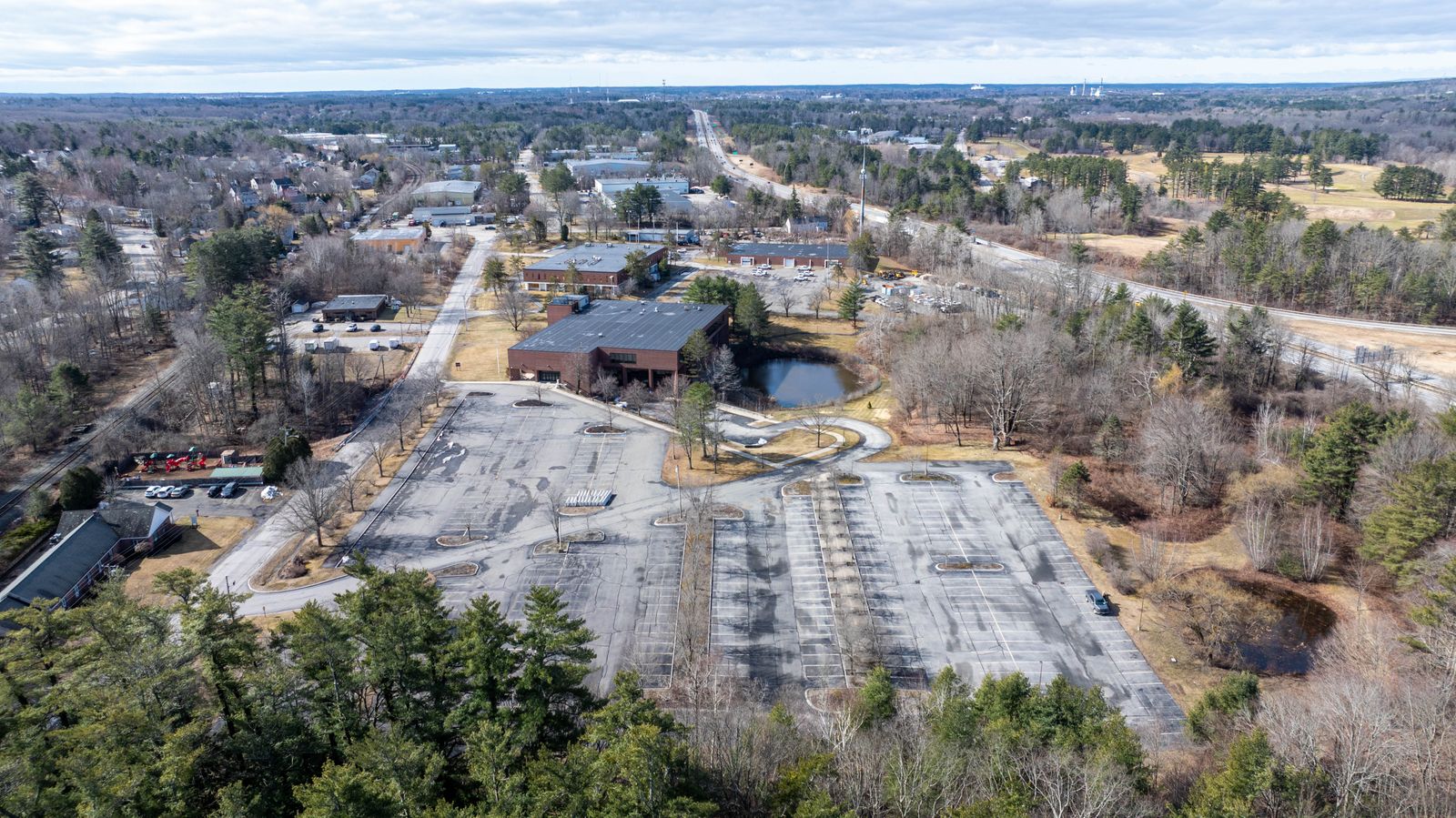 Photo 5 of 5 Davis Farm Rd