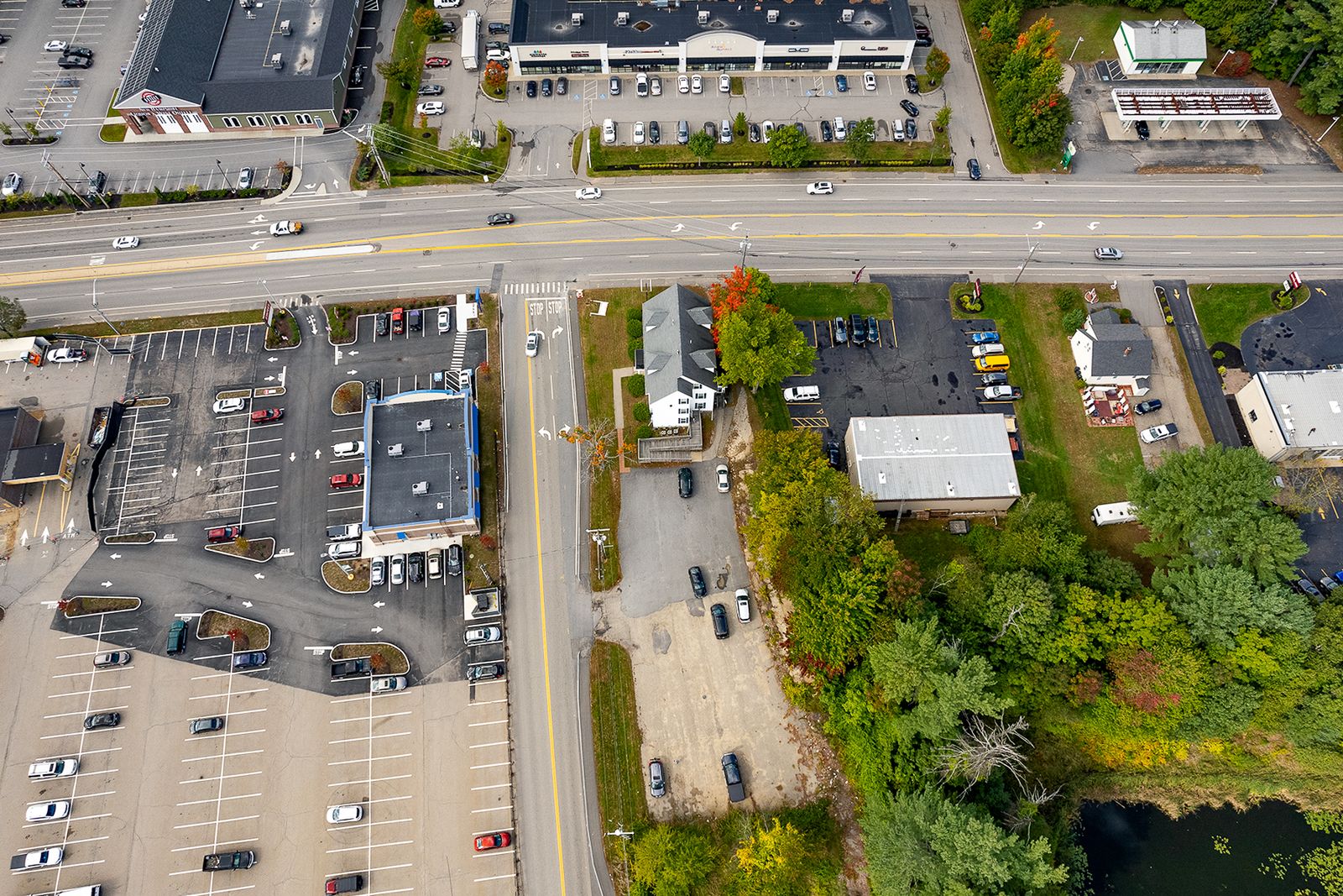 Photo 6 of 472 High St