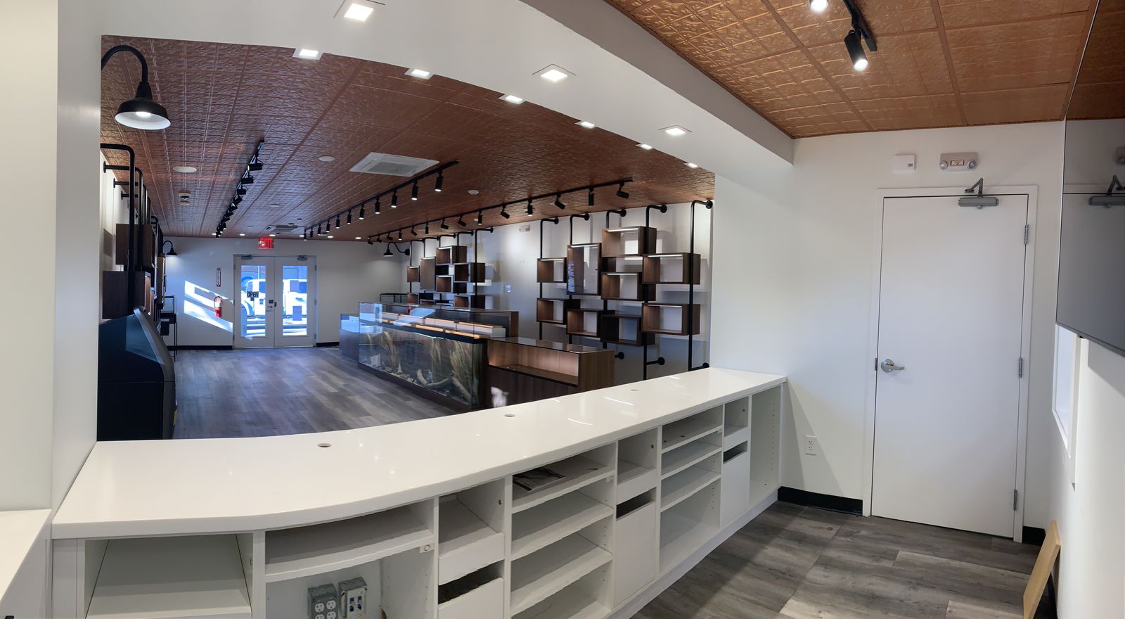 Photo 9 of 305 Main St