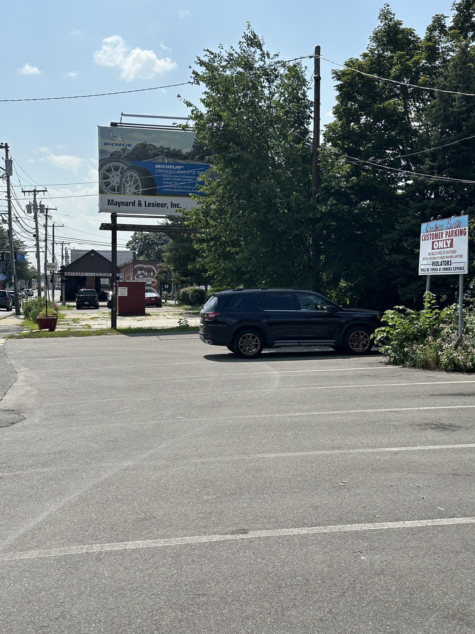 Photo 8 of 233 Main St
