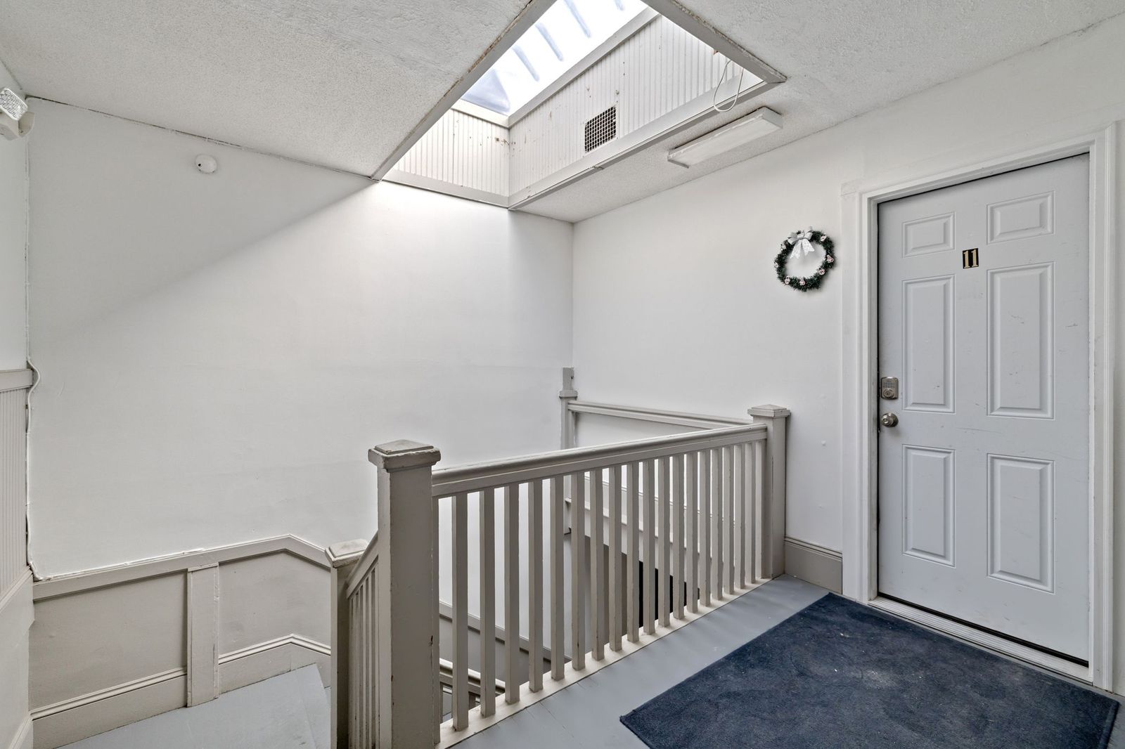 Photo 7 of 524 Sunapee St