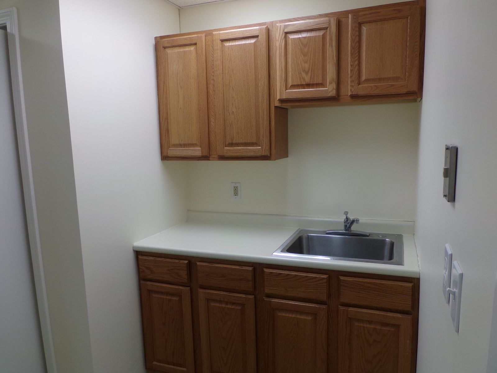Photo 157 of 401 Gilford Ave, Unit: 122