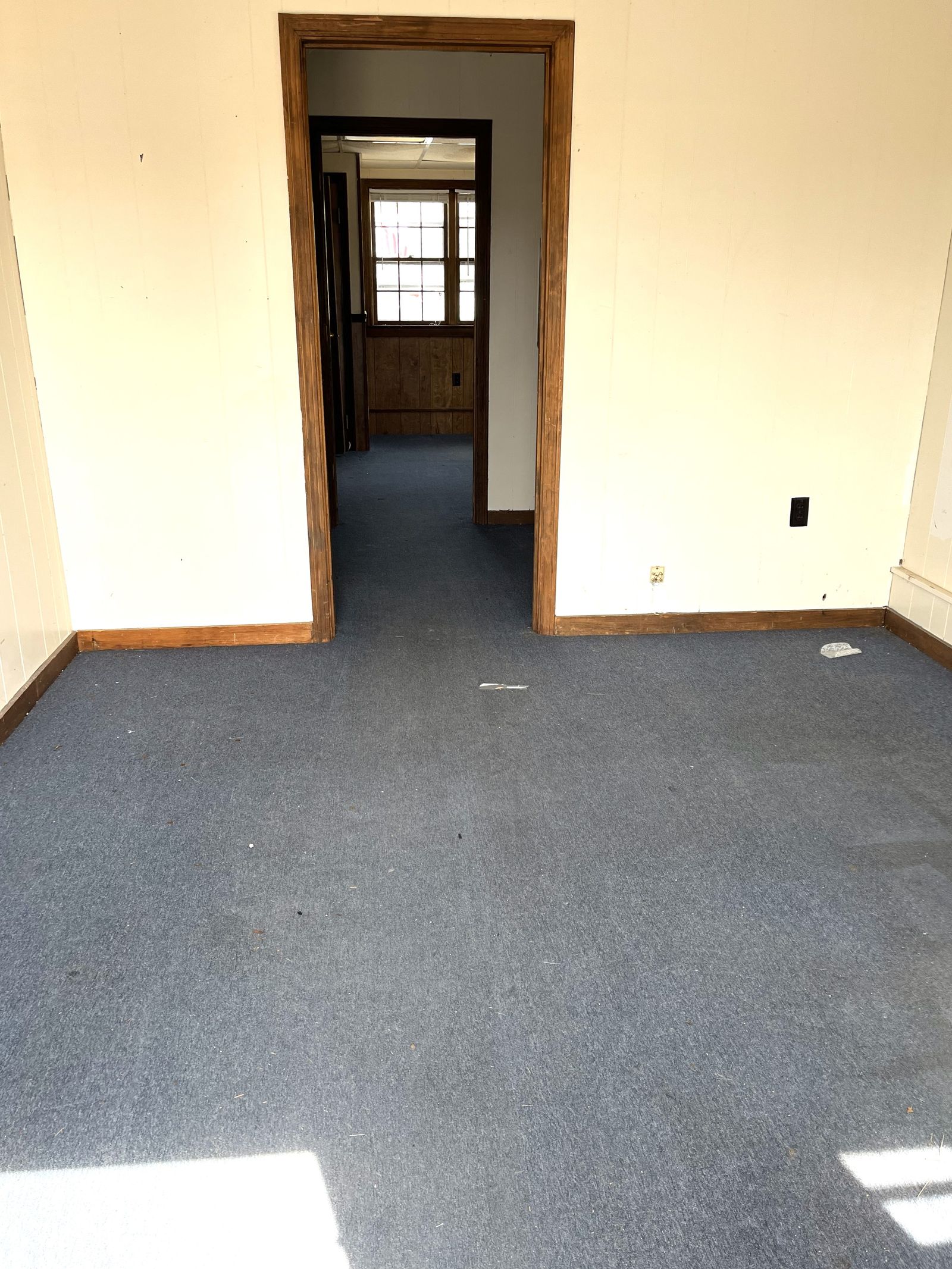 Photo 3 of 22 Huckins Rd