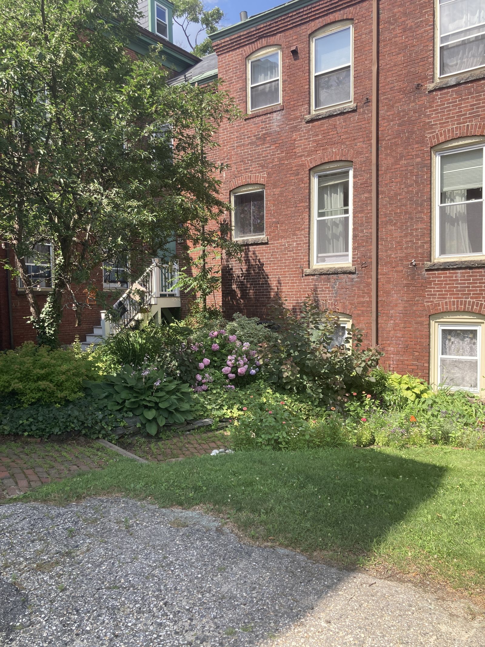 Photo 5 of 158 Danforth St