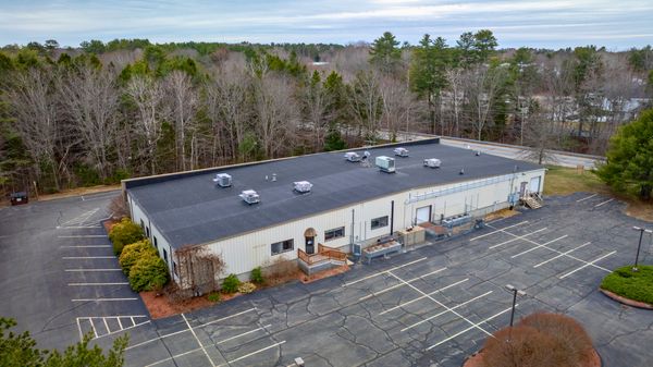 4 Industrial Pkwy