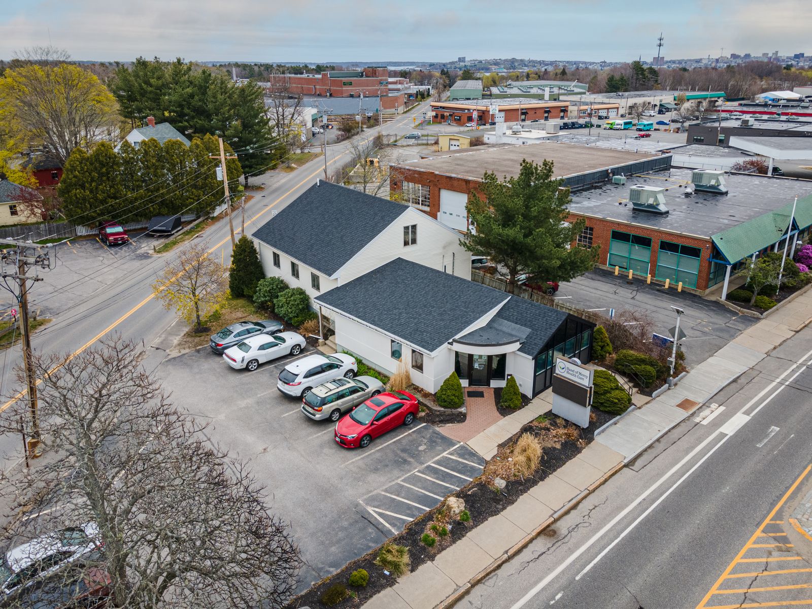Photo 1 of 1087 Forest Ave.