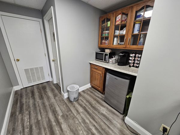 10 Chestnut Dr.