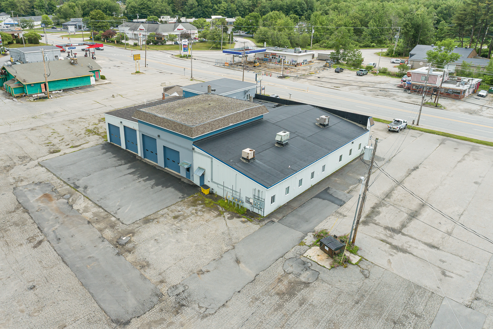 Photo 9 of 747 Minot Ave 