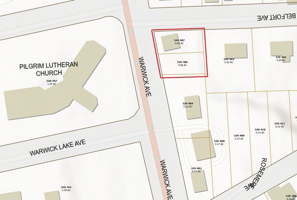 Freestanding Retail w/Ample Parking