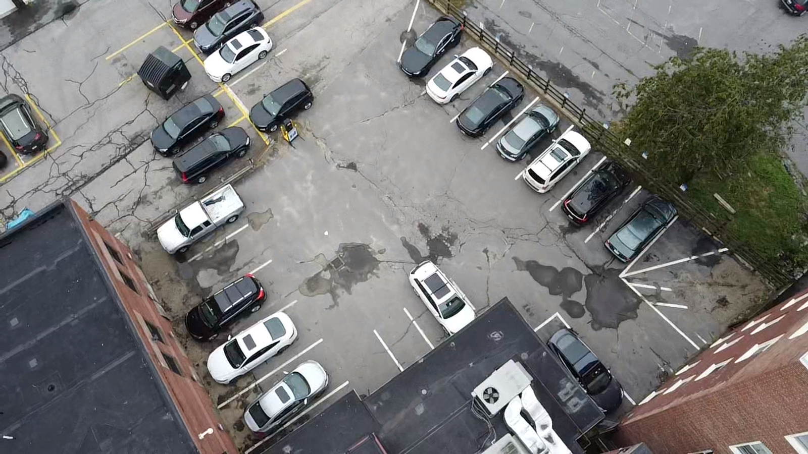 Photo 3 of 16 Casco St