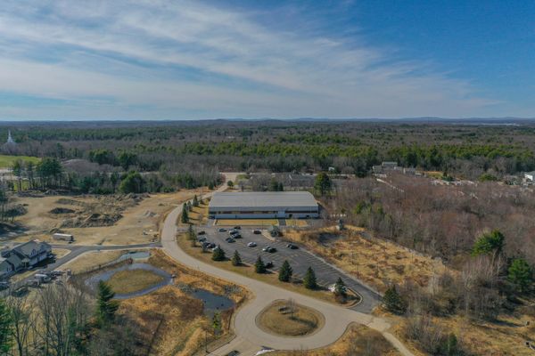6 Airfield Dr