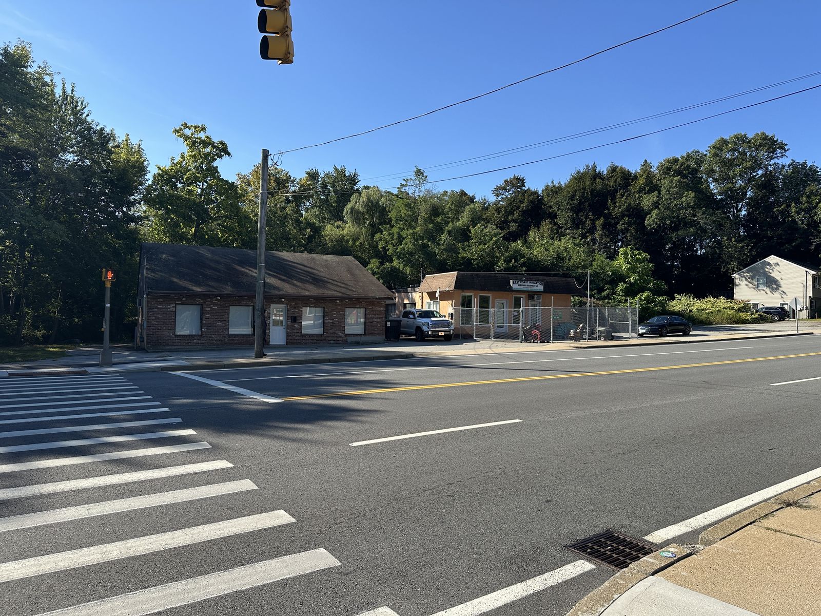 Photo 1 of 980 Post Rd