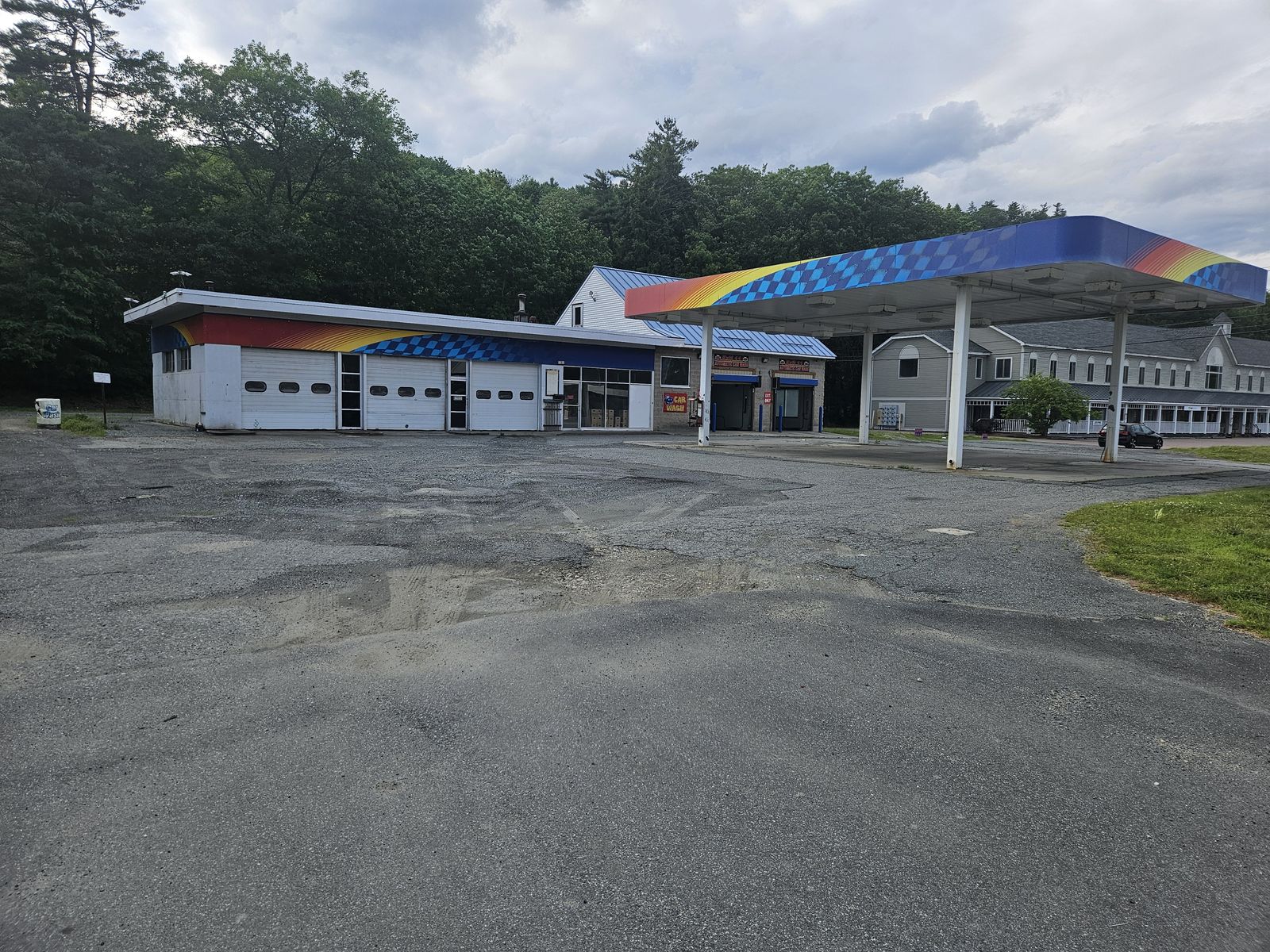 Photo 5 of Retail site w drive thru capable