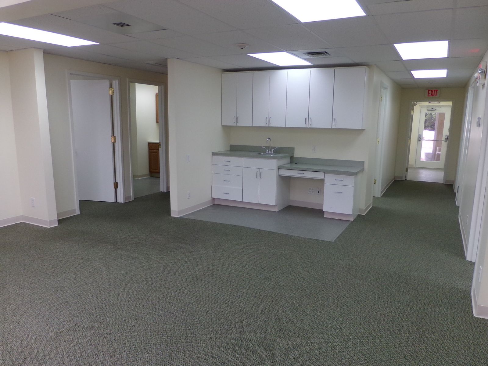 Photo 152 of 401 Gilford Ave, Unit: 122