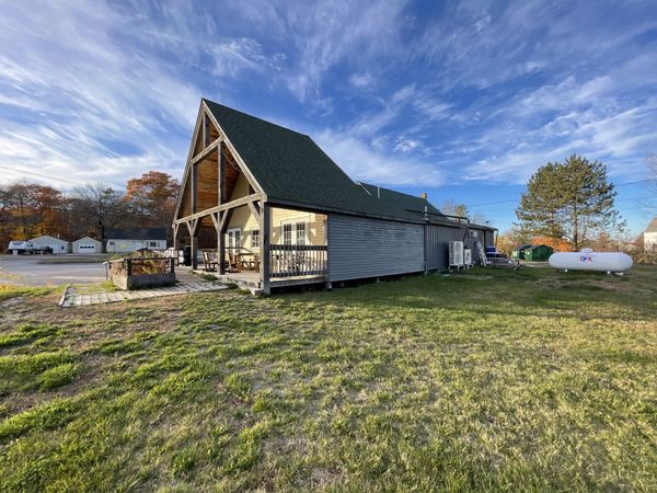 ** REDUCED ** Retail For Sale