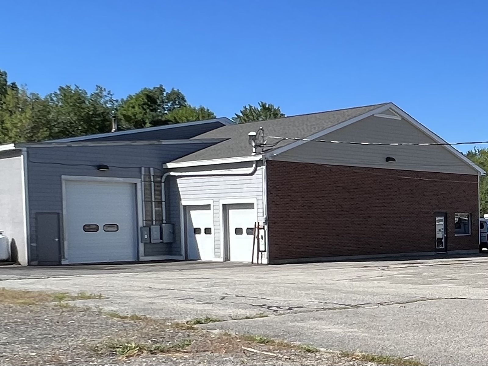 Photo 1 of 324 Warren Ave.