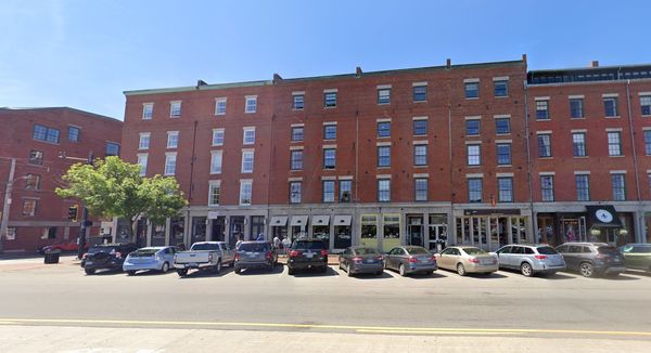 225 Commercial Street