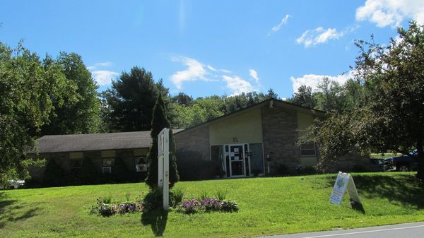 90 Charlestown Road