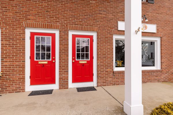 35-41 W Main Street