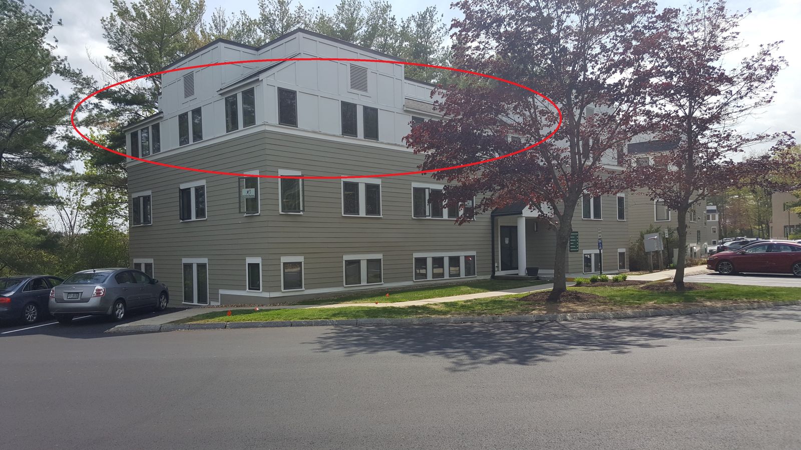 Photo 2 of 4 Greenleaf Woods Dr