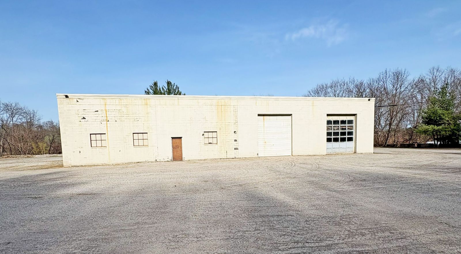 Photo 5 of 6,120 SF Industrial Building