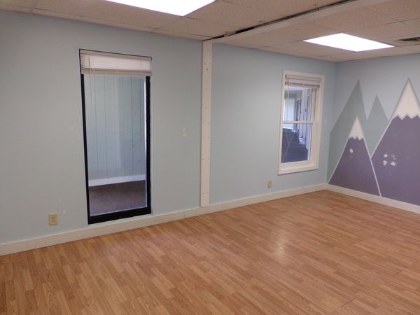 401 Gilford Ave